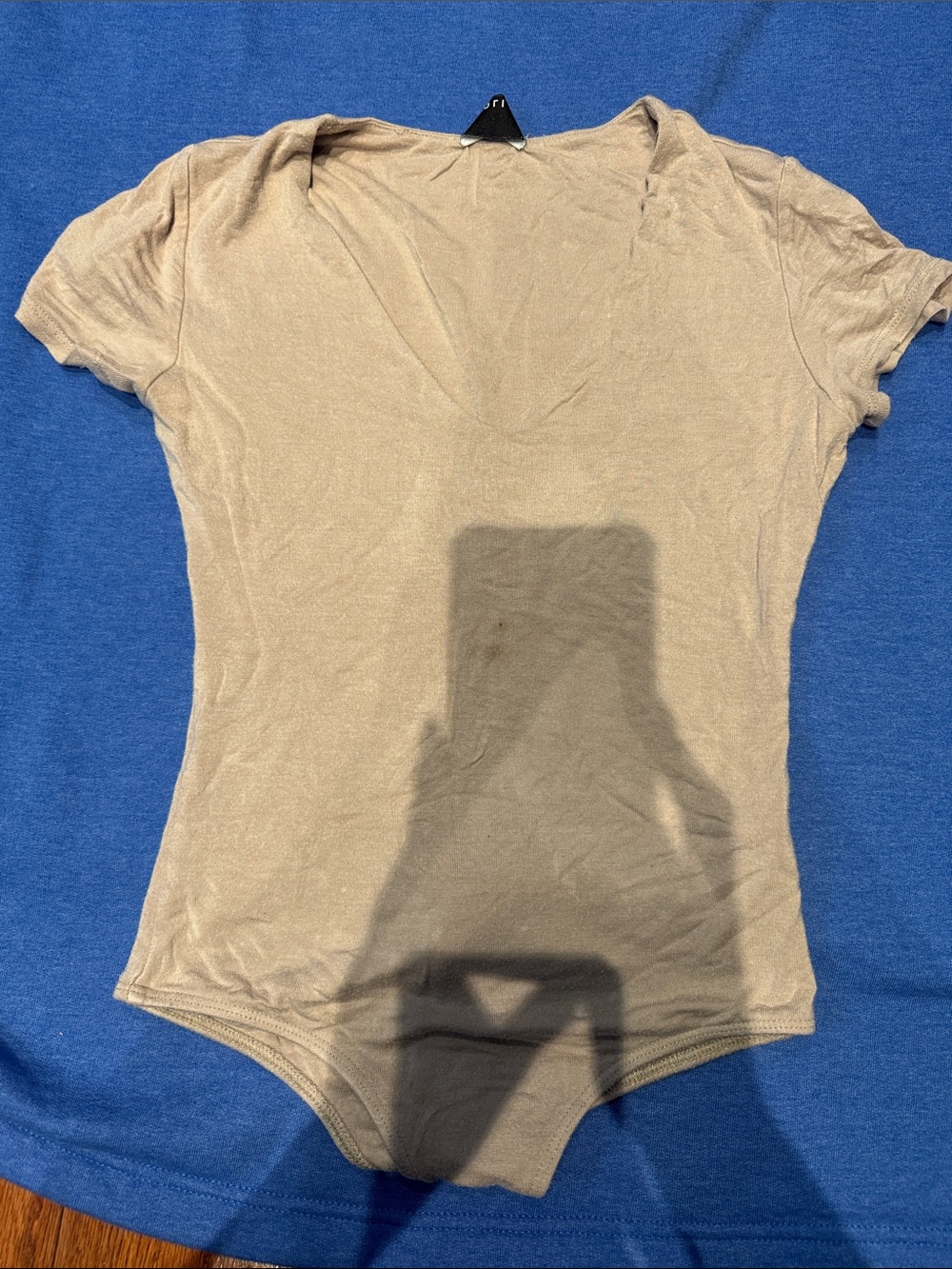 Women’s Taupe Short Sleeve V-Neck Bodysuit